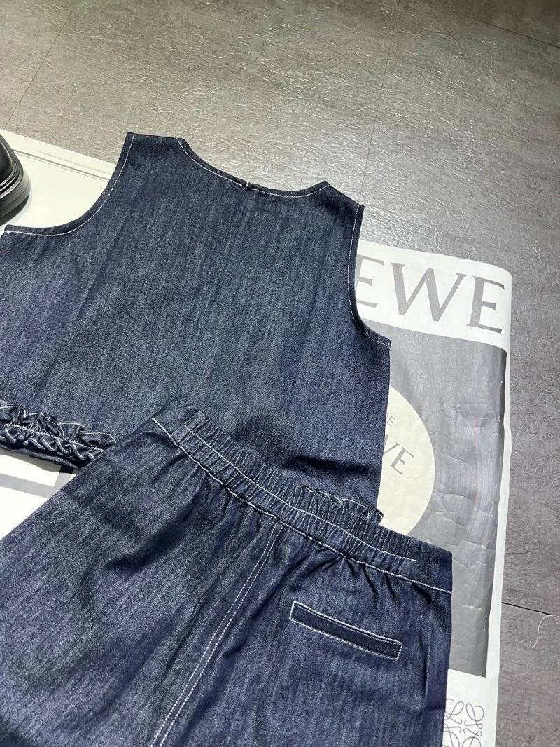 Durable Miu Miu Short Suits 151128