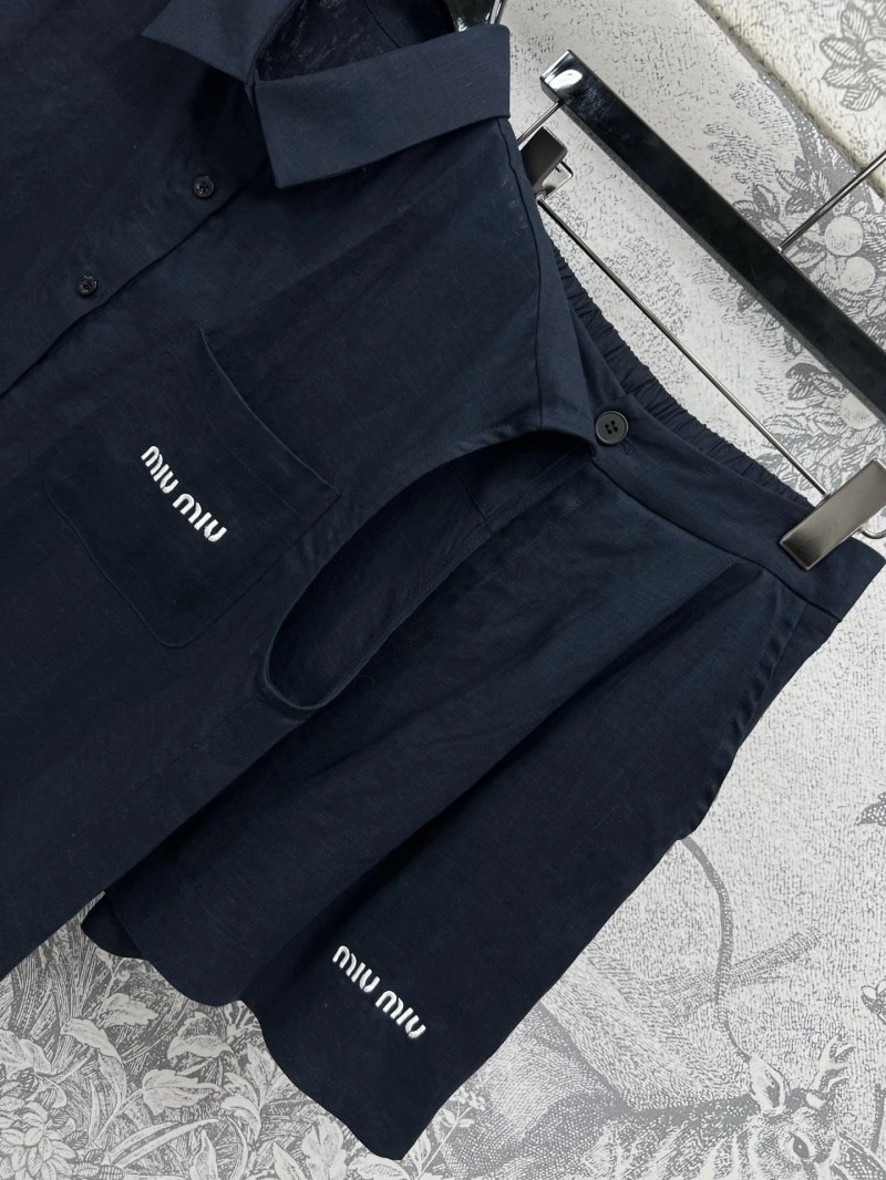 Sustainable Miu Miu Short Suits 148686