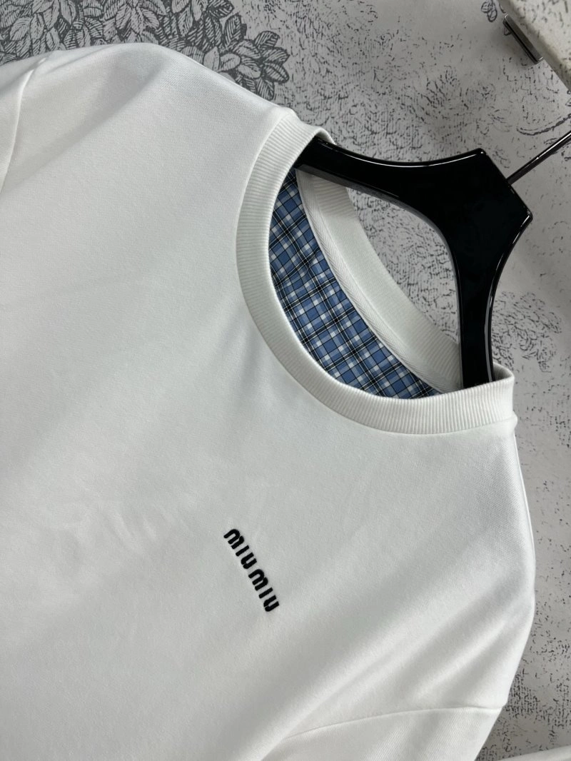 Miu Miu Short Suits Timeless 148669