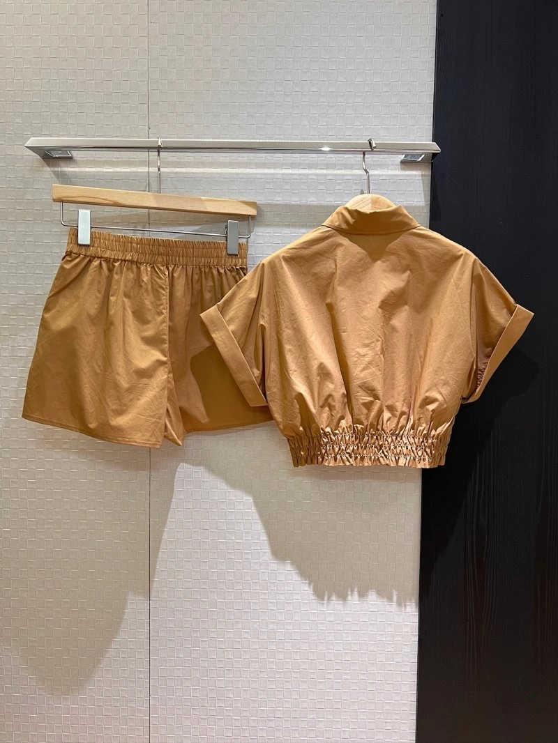 Reliable Miu Miu Short Suits 148664