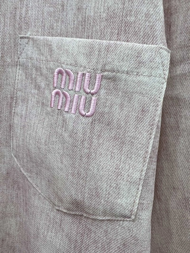 Miu Miu Short Suits Breathable 154459