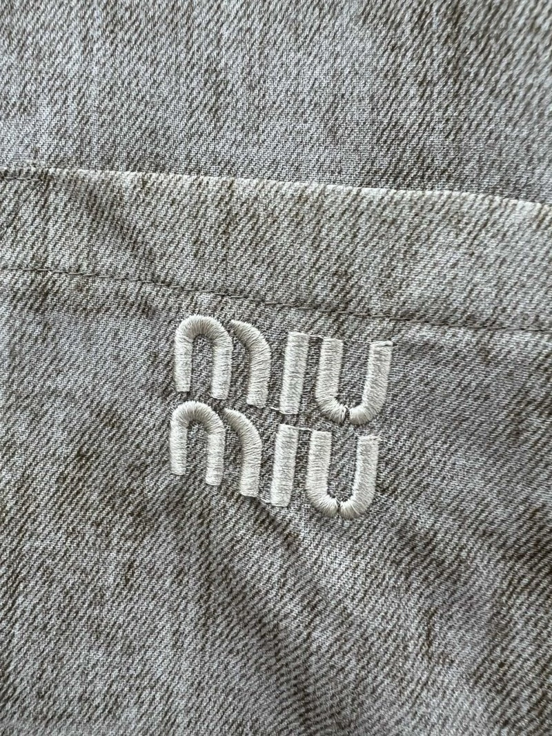 Miu Miu Short Suits Cozy 154457