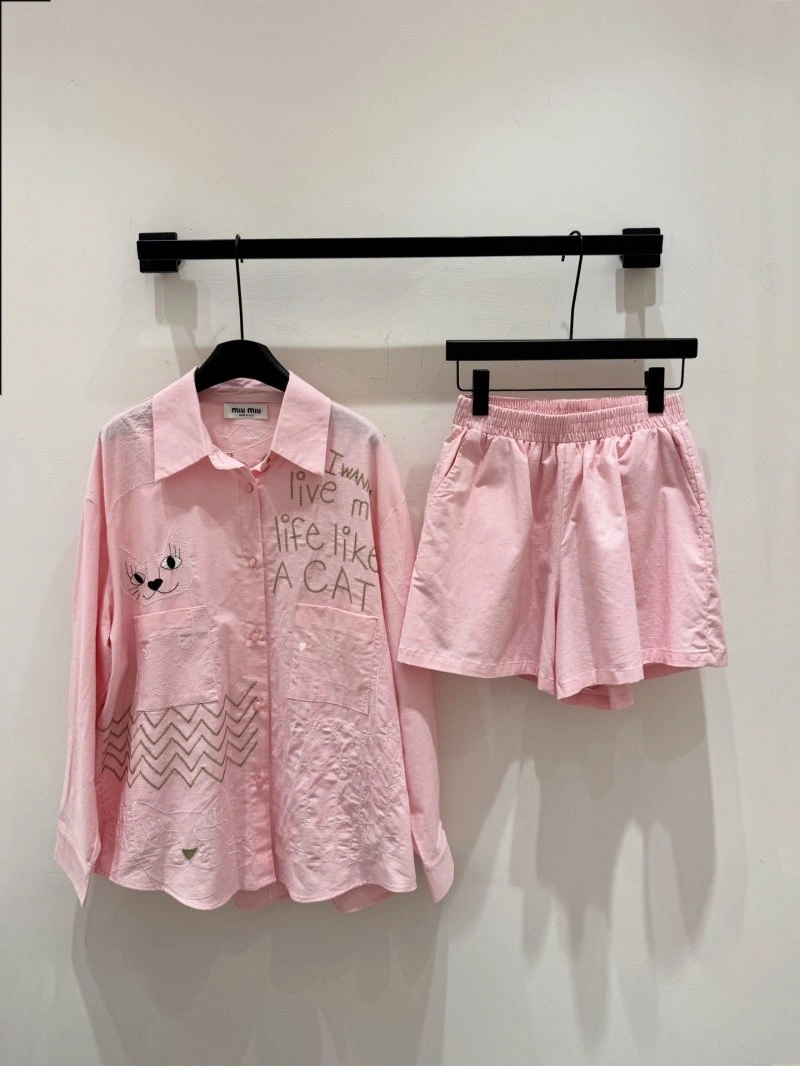 EyeCatching Miu Miu Short Suits 154451