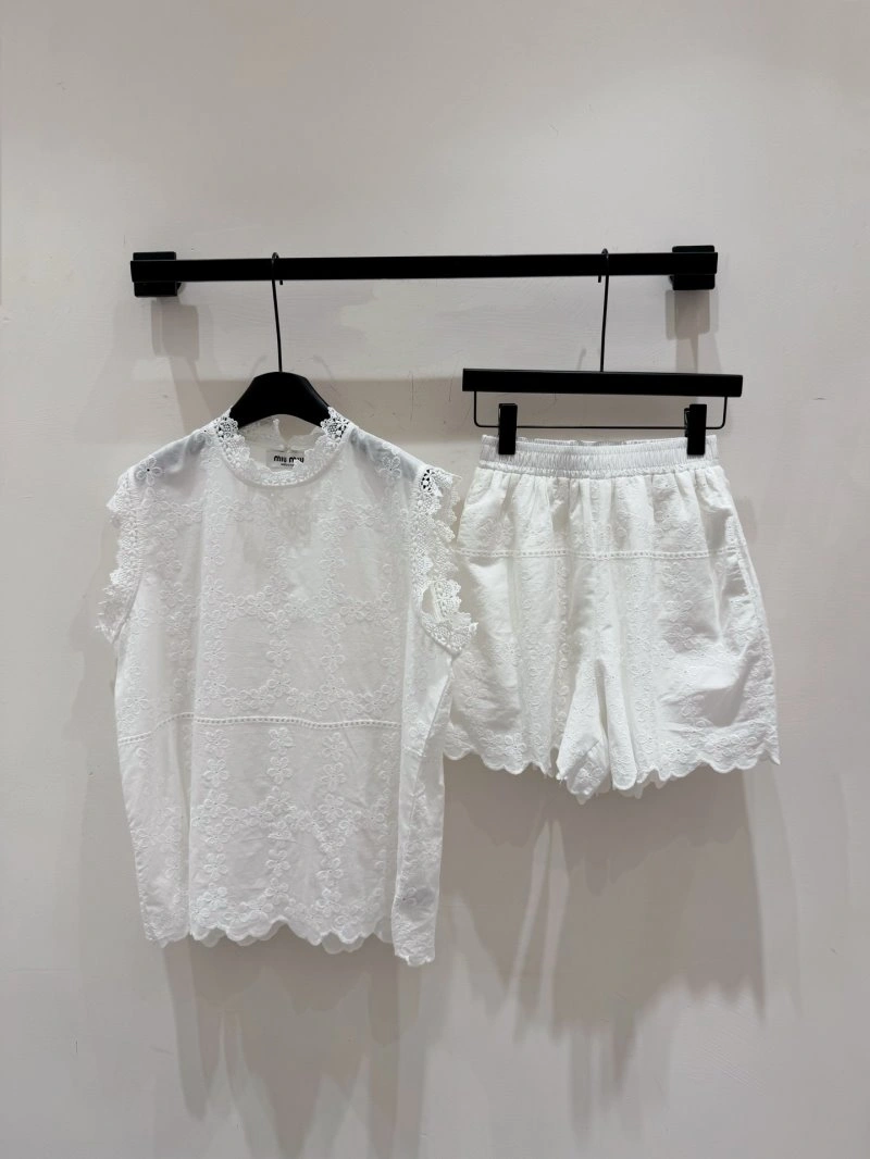 FlexibleFit Miu Miu Short Suits 154446