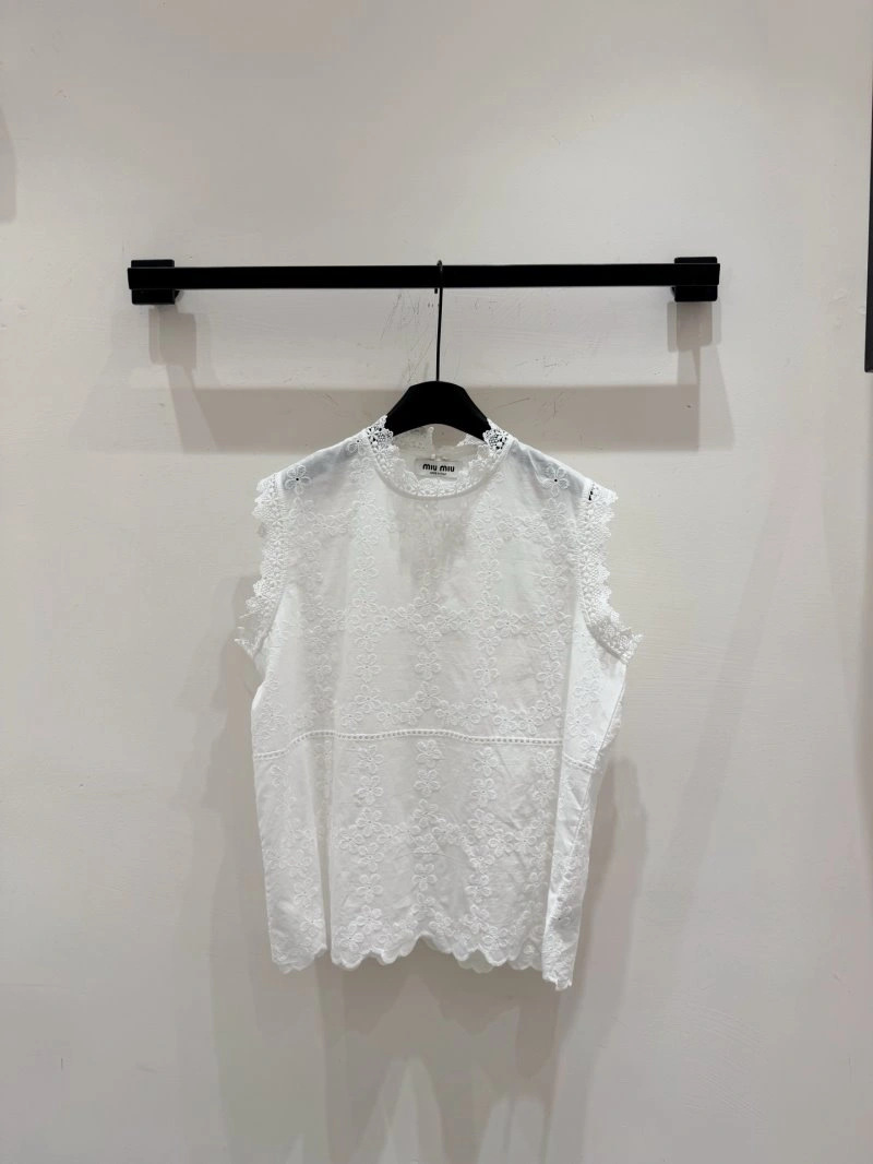 FlexibleFit Miu Miu Short Suits 154446