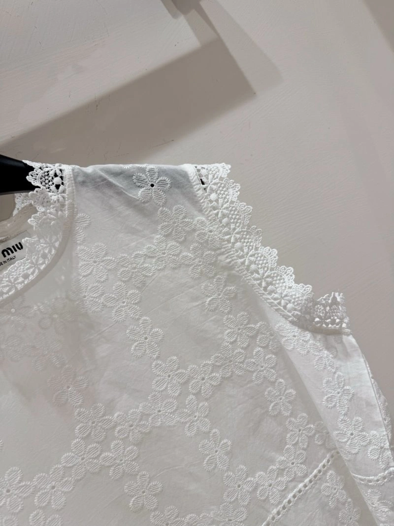 FlexibleFit Miu Miu Short Suits 154446