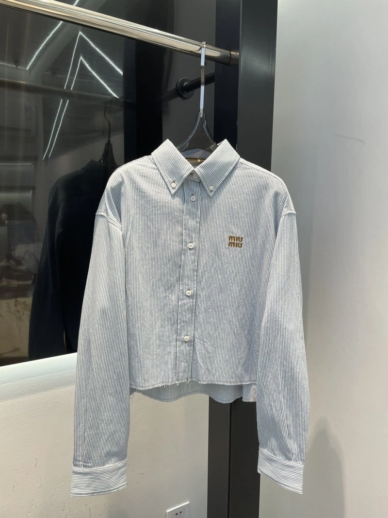Miu Miu Short Suits Timeless 154492