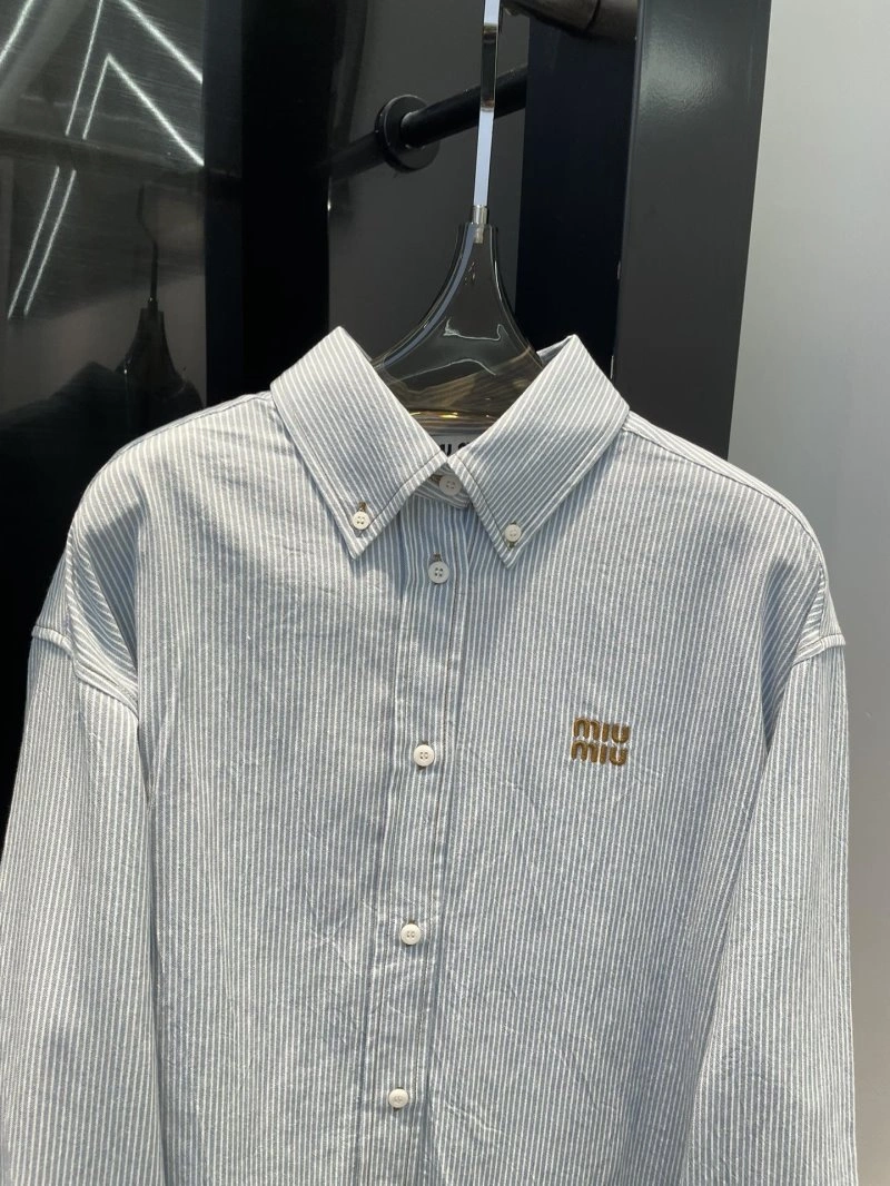 Miu Miu Short Suits Timeless 154492