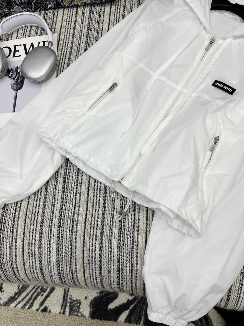 Affordable Miu Miu Short Suits 152995
