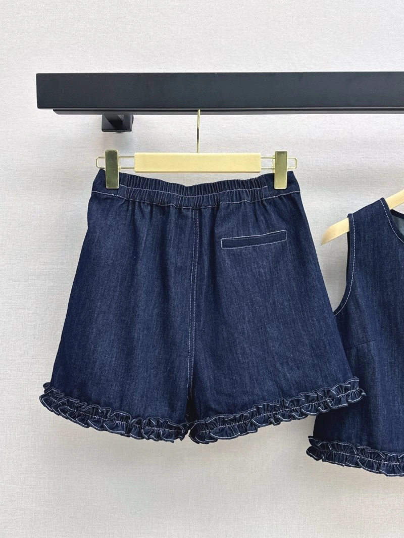 Miu Miu Short Suits Lightweight 153006