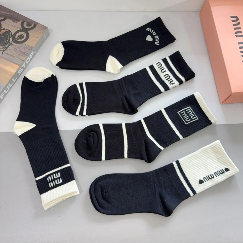 Miu Miu Socks Modern 273181