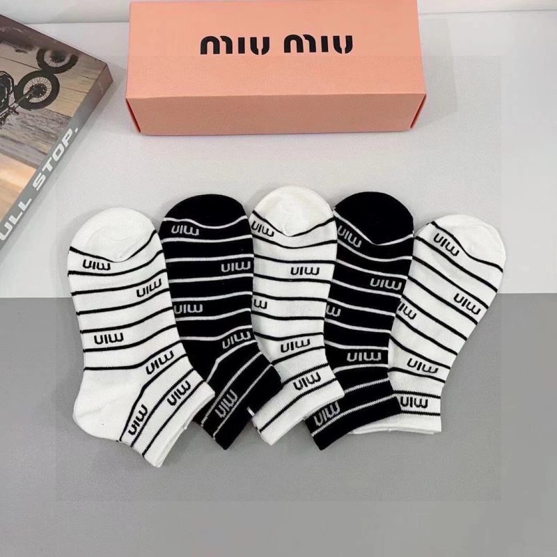 Miu Miu Socks Breathable 273183