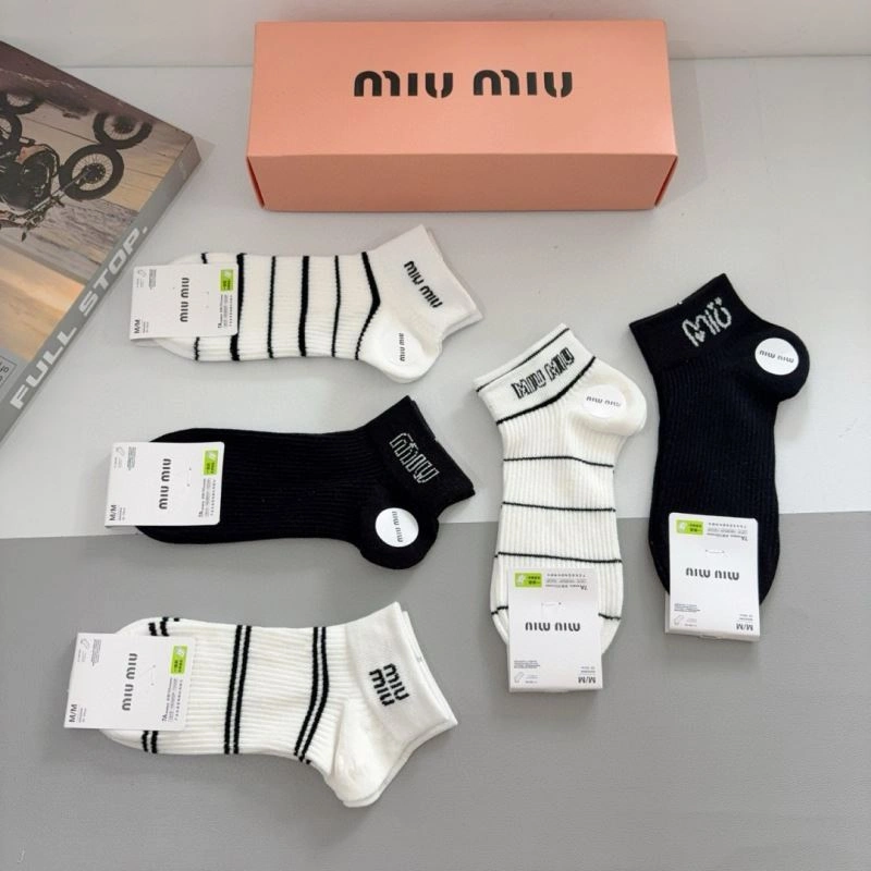 Vibrant Miu Miu Socks 273178