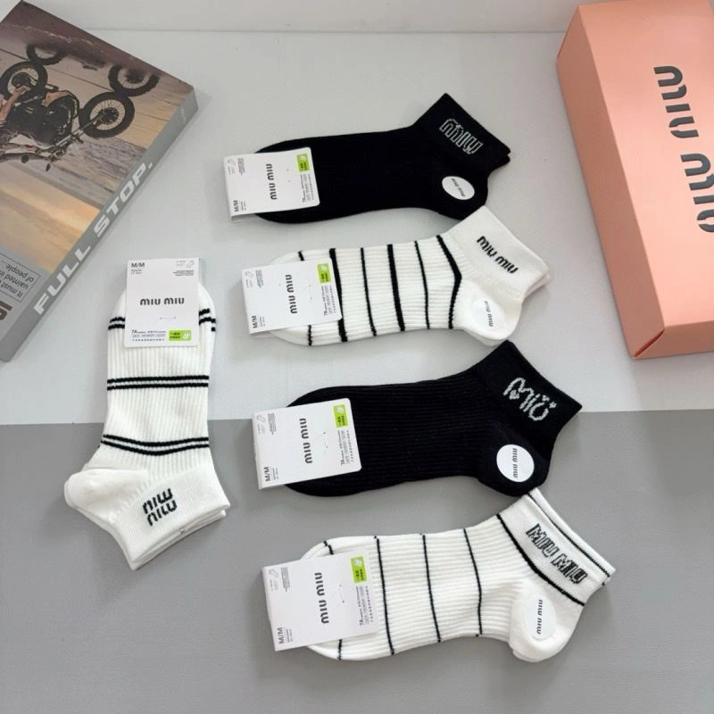 Vibrant Miu Miu Socks 273178