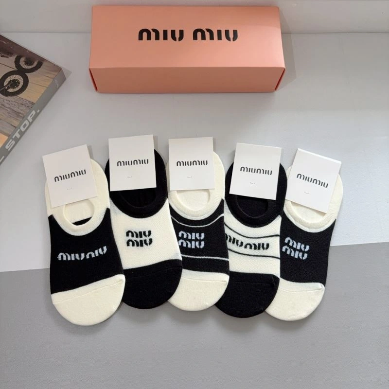 Miu Miu Socks Versatile 273087