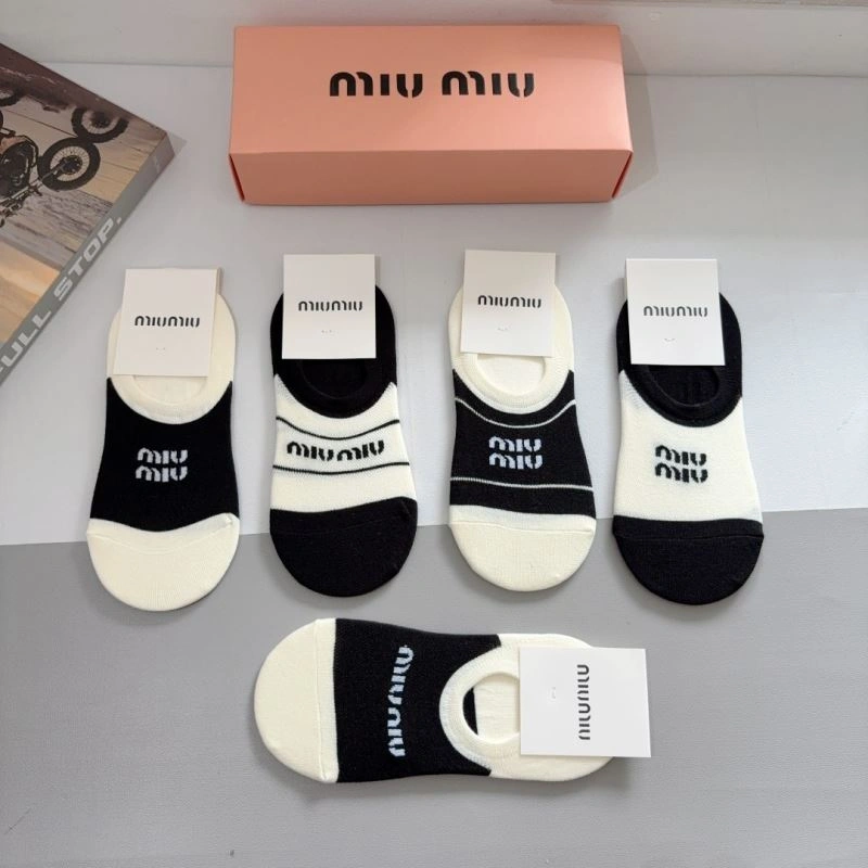 Miu Miu Socks Versatile 273087
