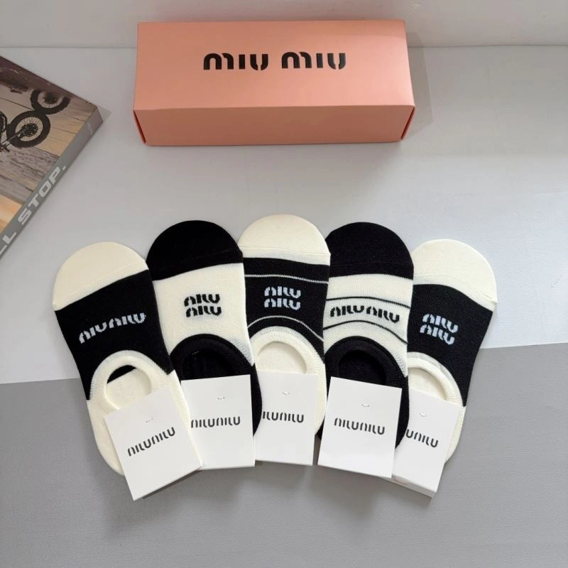 Miu Miu Socks Versatile 273087