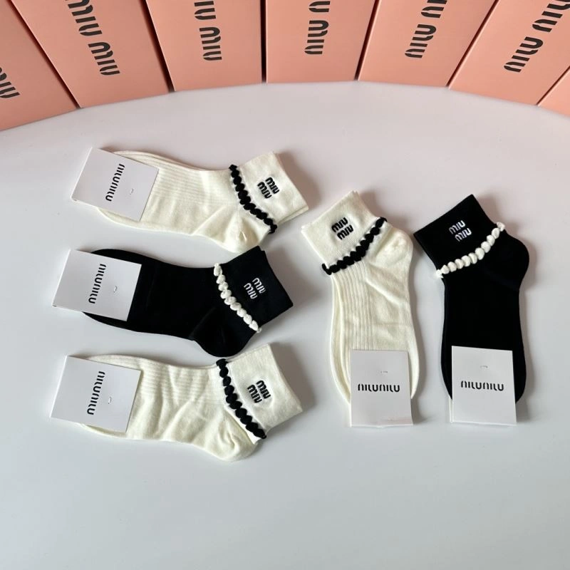 BestValue Miu Miu Socks 273530