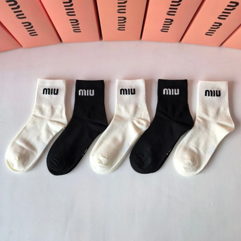 Miu Miu Socks Breathable 273533