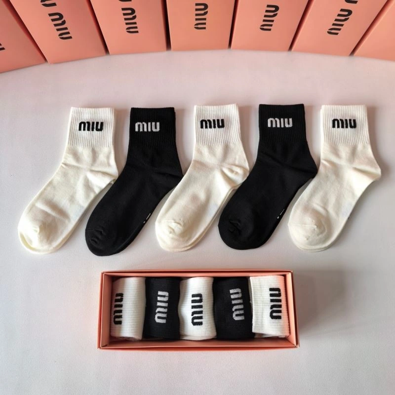 Miu Miu Socks Breathable 273533