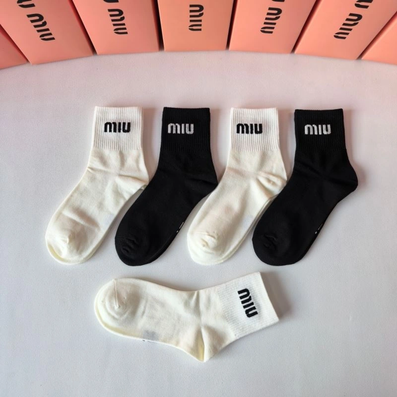 Miu Miu Socks Breathable 273533