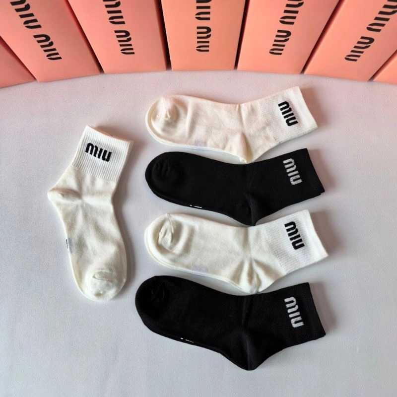 Miu Miu Socks Breathable 273533