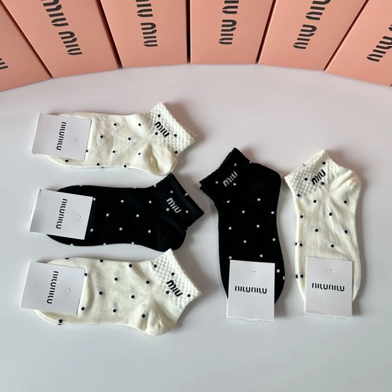 Miu Miu Socks Compact 273527