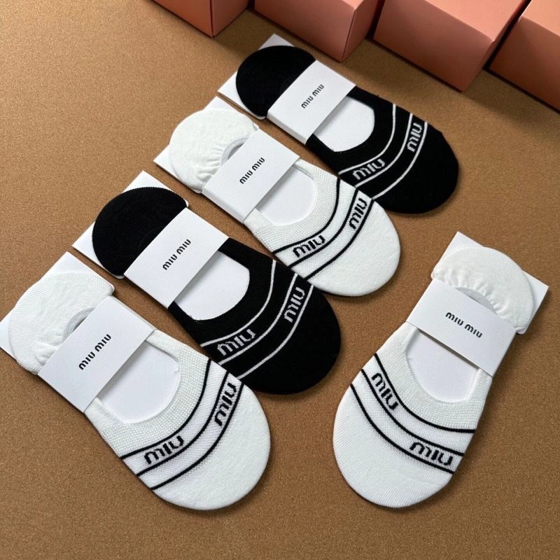 Miu Miu Socks Modern 273496