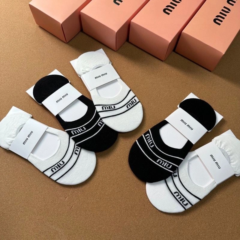 Miu Miu Socks Modern 273496