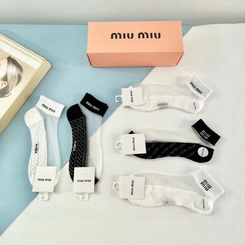 Miu Miu Socks Breathable 273500