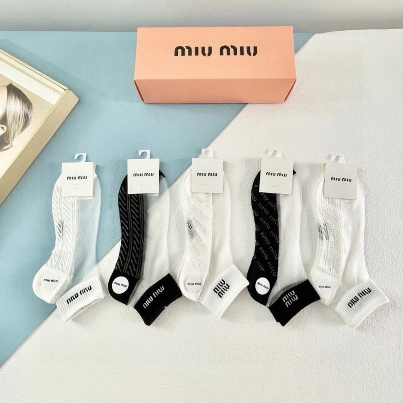 Miu Miu Socks Breathable 273500