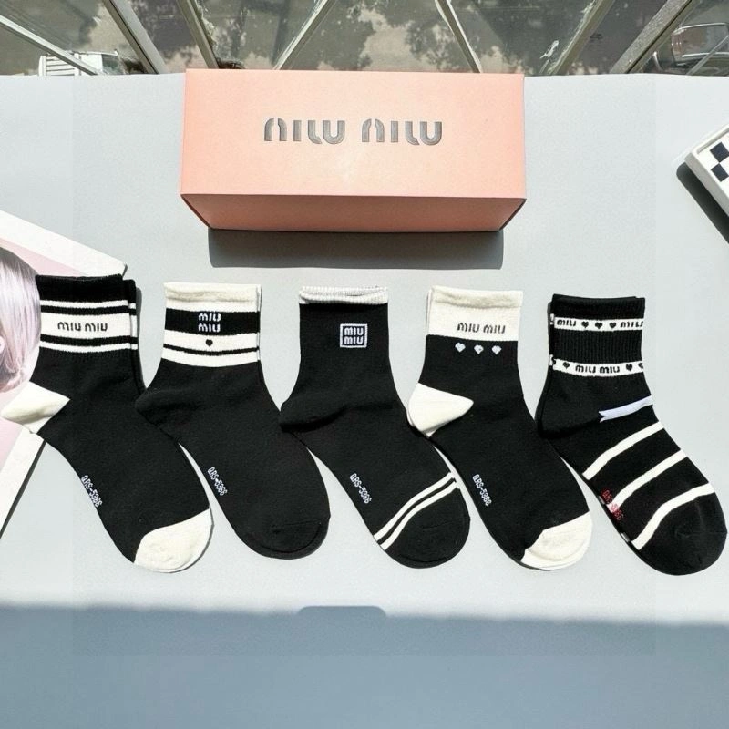 Efficient Miu Miu Socks 273501
