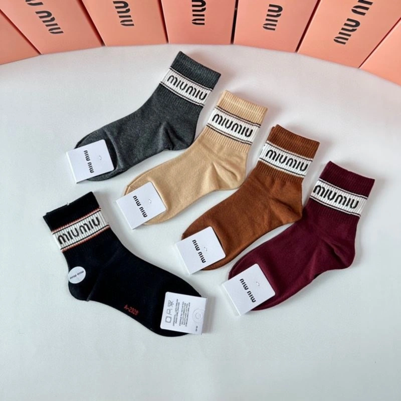 Trendsetting Miu Miu Socks 273511
