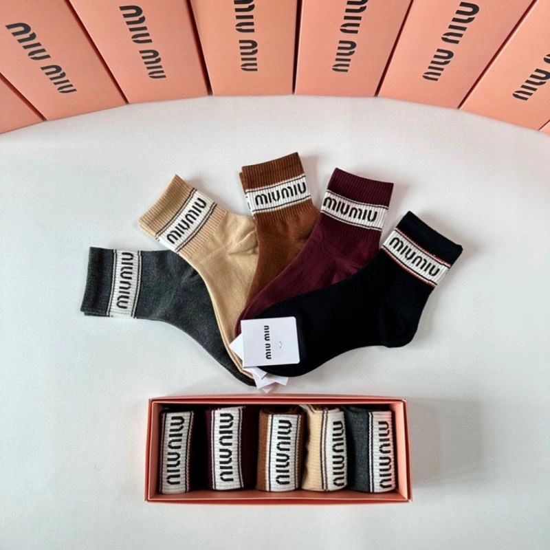 Trendsetting Miu Miu Socks 273511