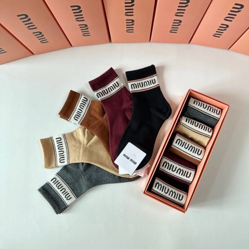 Trendsetting Miu Miu Socks 273511
