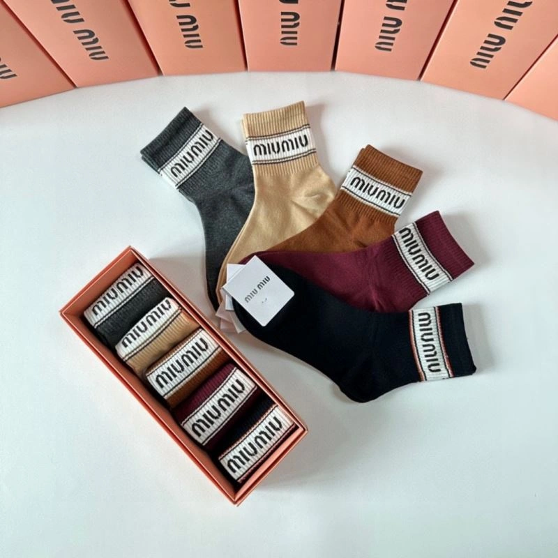 Trendsetting Miu Miu Socks 273511
