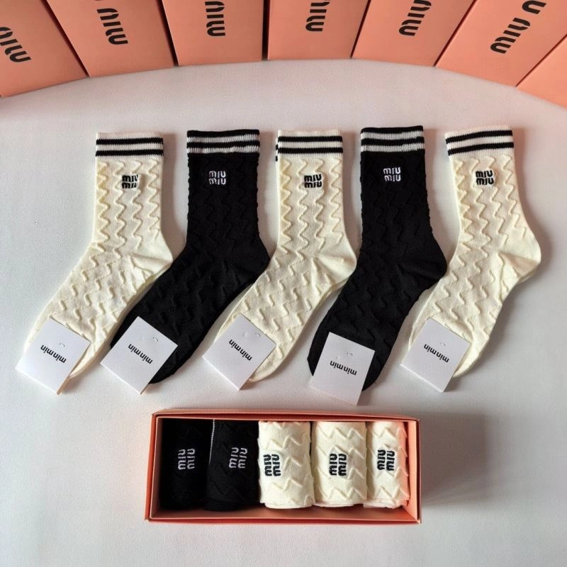 Miu Miu Socks Packable 273495