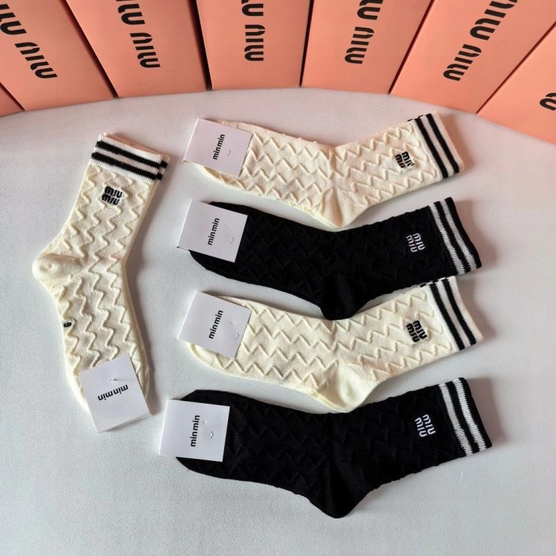 Miu Miu Socks Packable 273495