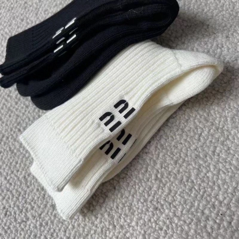 Miu Miu Socks Classic 273480