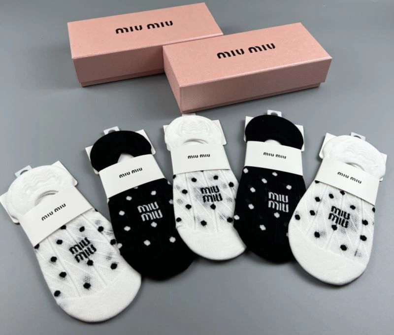 Miu Miu Socks Breathable 274609
