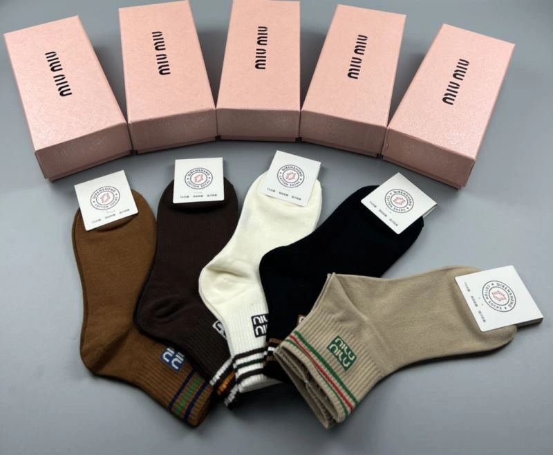 Miu Miu Socks TimelessDesign 274588