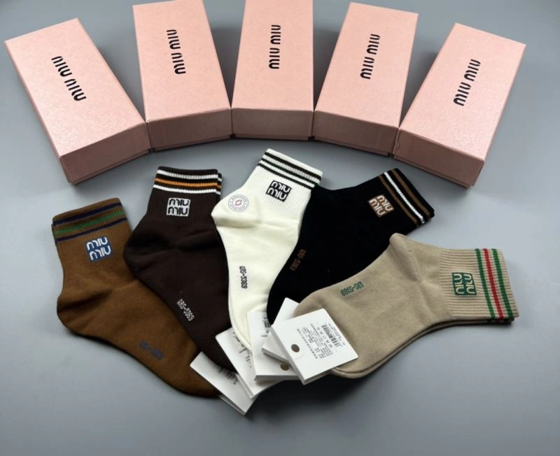 Miu Miu Socks TimelessDesign 274588