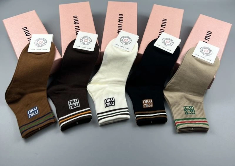 Miu Miu Socks TimelessDesign 274588