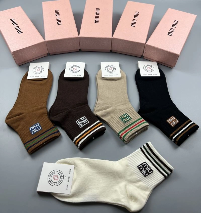 Miu Miu Socks TimelessDesign 274588