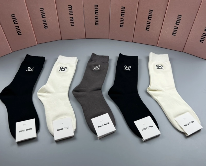 Miu Miu Socks Stylish 274425