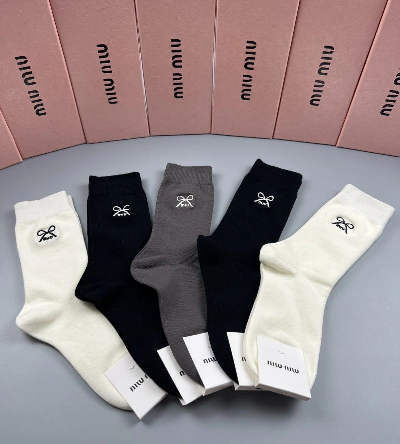 Miu Miu Socks Stylish 274425