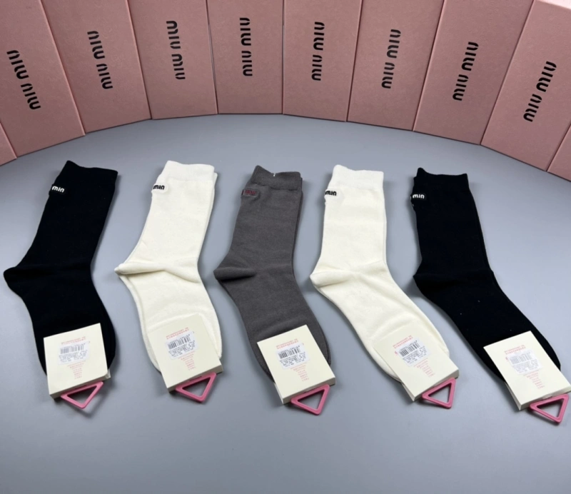 Miu Miu Socks Sleek 274426