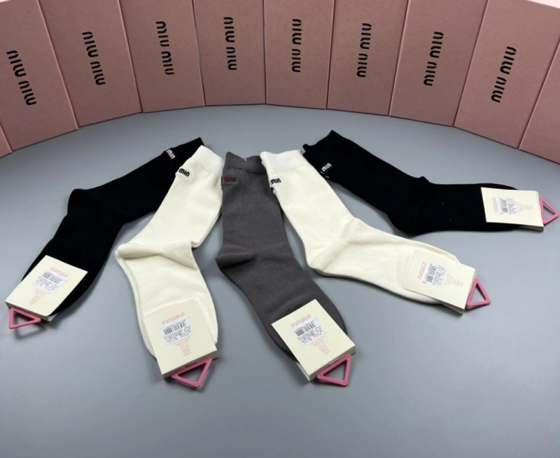 Miu Miu Socks Sleek 274426