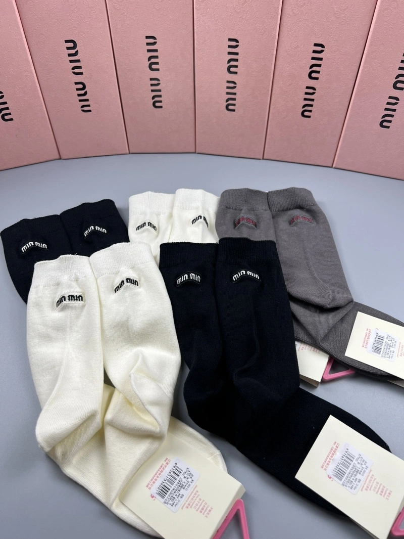 Miu Miu Socks Sleek 274426