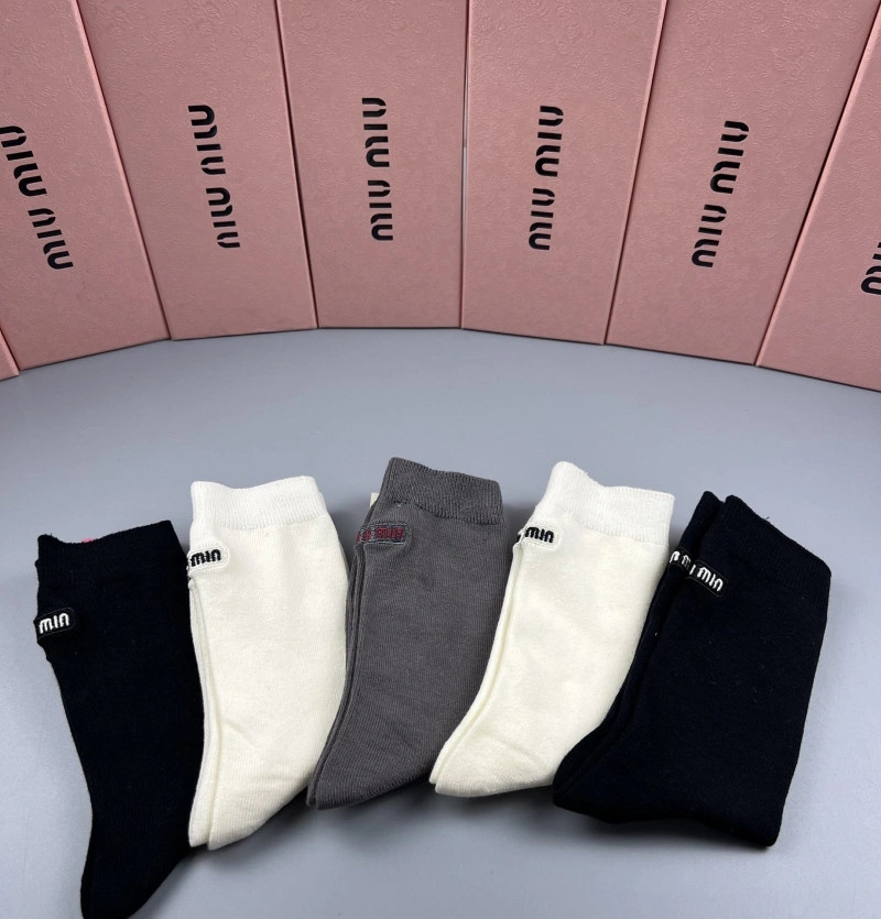 Miu Miu Socks Sleek 274426